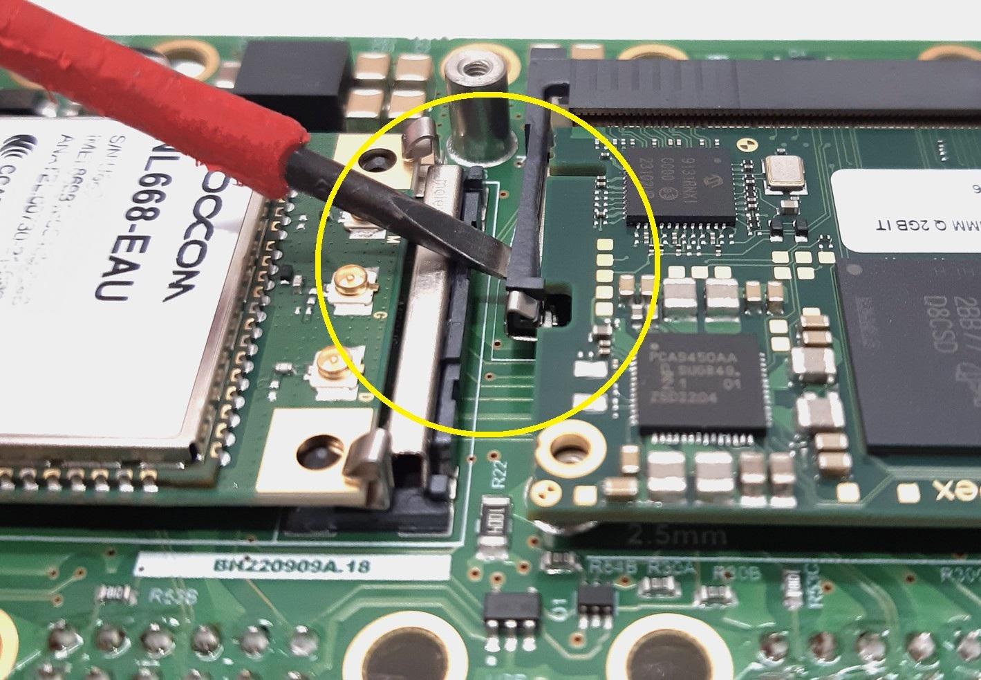 CPU-SoM-kiinnitys10.jpg